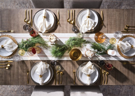 Celebrando la Magia de la Navidad en tu Hogar con Ashley Furniture - Ashley | Muebles, Colchones y Decoración para Tu Hogar