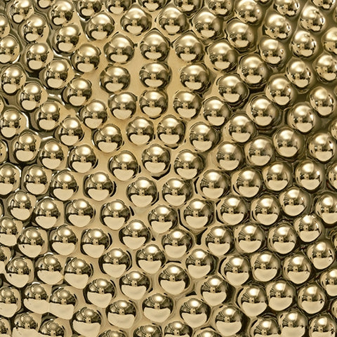 Acabado dorado.