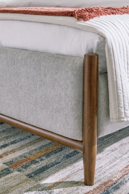 Cama Tapizada de Panel Queen Lyncott