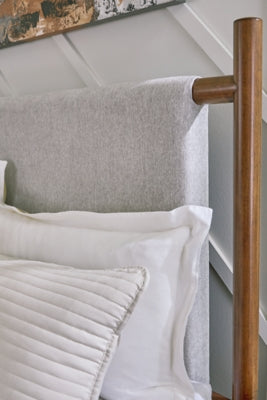 Cama Tapizada de Panel Queen Lyncott