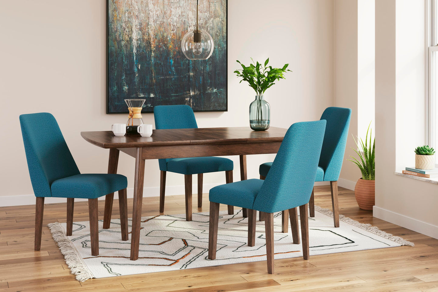 Mesa de Comedor y 4 Sillas Lyncott