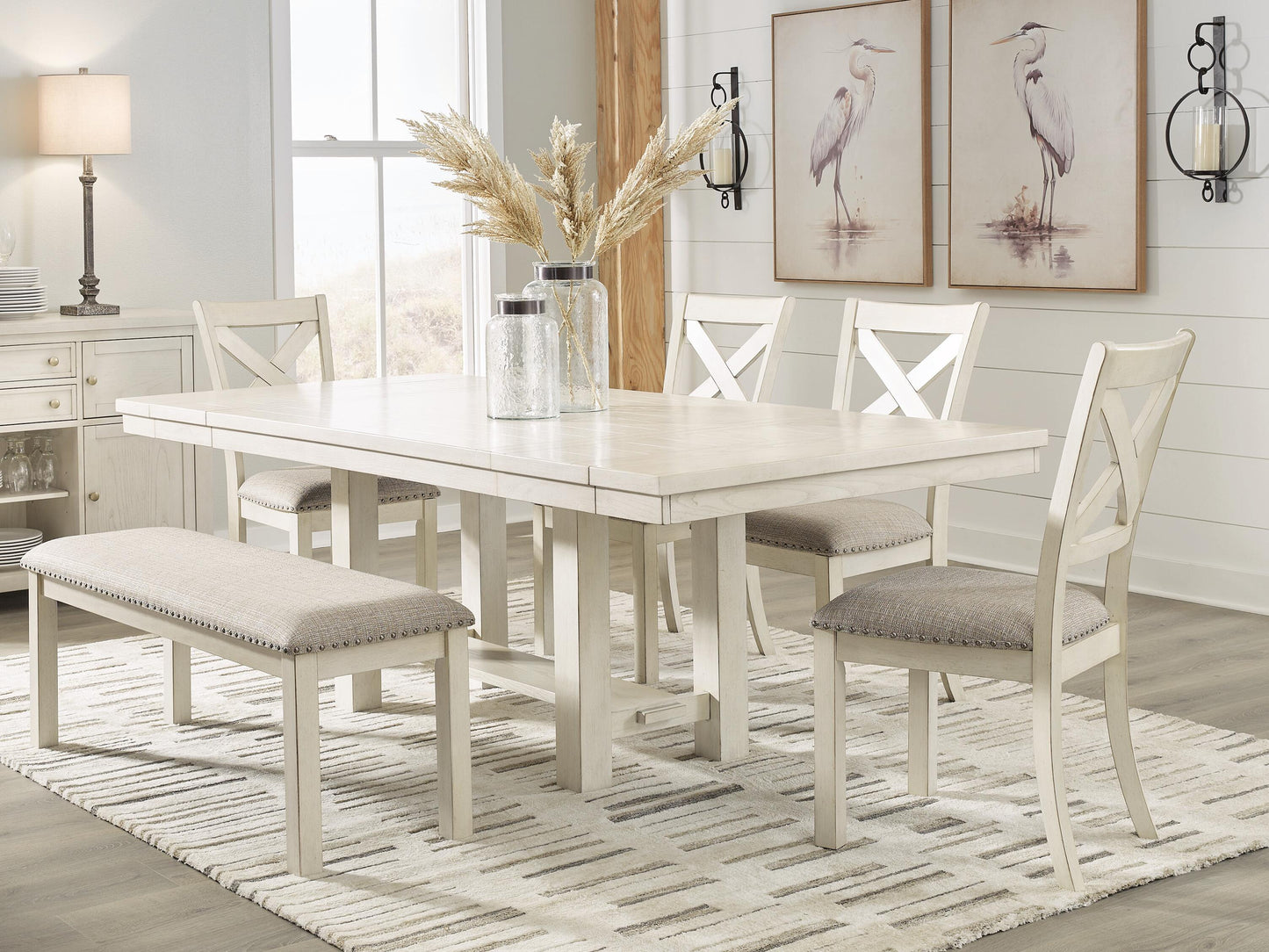 Mesa de Comedor, 4 Sillas y Banca Robbinsdale
