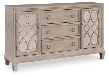 Marrón grisáceo claro