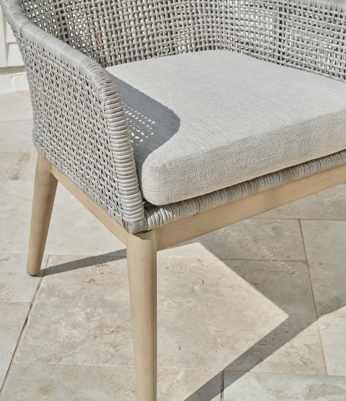 Silla de Comedor Exterior con Brazos Seton Creek (2 Unidades) – detalle 7
