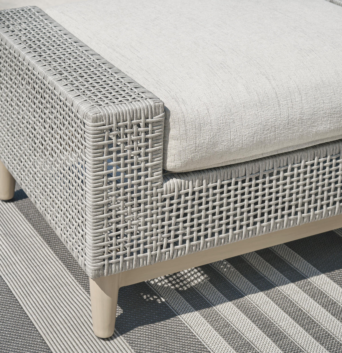 Puff Exterior Seton Creek con Cojín – detalle 5